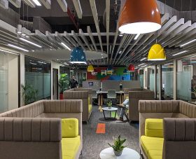 Top 5 Reasons Why Small Teams Are Choosing Flexible Workspaces in 2025